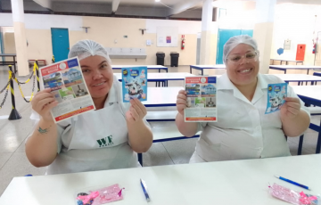Trabalho de base nas escolas estaduais de Ferraz de Vasconcelos, falamos com as trabalhadoras da empresa WF