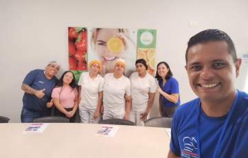 Visita de base na central da empresa Embrare