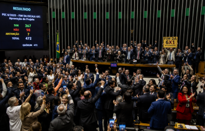 Câmara aprova, em dois turnos, PEC pelo fim da escala 6x1