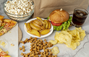 Ultraprocessados já correspondem a quase um quarto da alimentação dos brasileiros