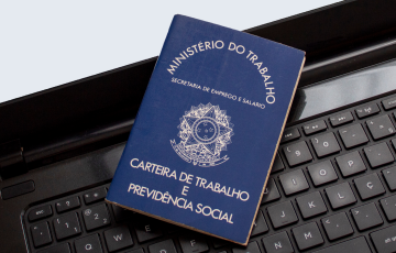 Desemprego cai a 5,3% e Brasil bate recorde de pessoas ocupadas
