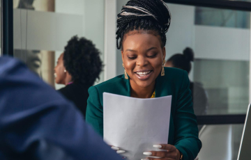 Fim da escala 6×1 pode gerar 4,5 milhões de empregos e beneficiar a saúde dos trabalhadores, aponta pesquisa